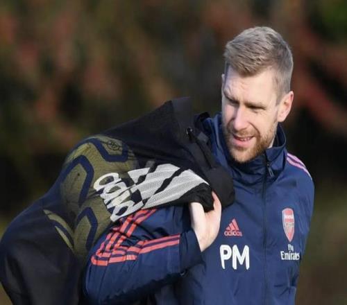 布莱顿球迷,点球判罚争,金钱诱惑裁,BB贝博艾弗森,BellBet,BB贝博艾弗森体育官网,BB贝博艾弗森官网,BB贝博艾弗森体育下载